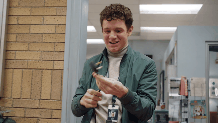a56090f5-94be-43bb-a5b2-0483c130e47c.gif